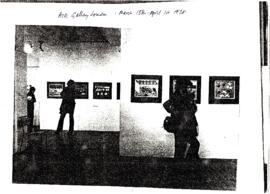 Impresión en blanco y negro sobre papel, exposición de arpilleras “We want people to know the truth” en Air Gallery, Londres.