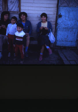 Mujeres y niños